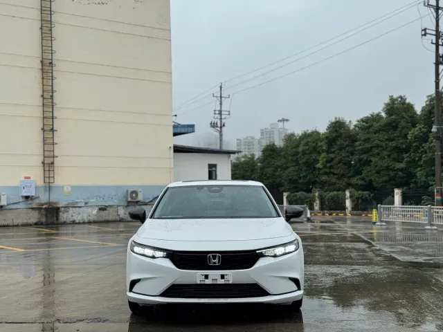 Honda Integra 2022 240TURBO CVT Luxury Edition — Фото автомобиля 3