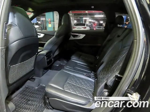 Audi Q7 55 TFSI quattro Premium — Фото автомобиля 7
