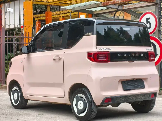 Wuling Hongguang Mini EV — Фото автомобиля 8