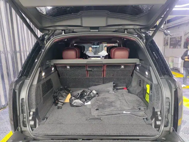 Land Rover Range Rover — Фото автомобиля 5