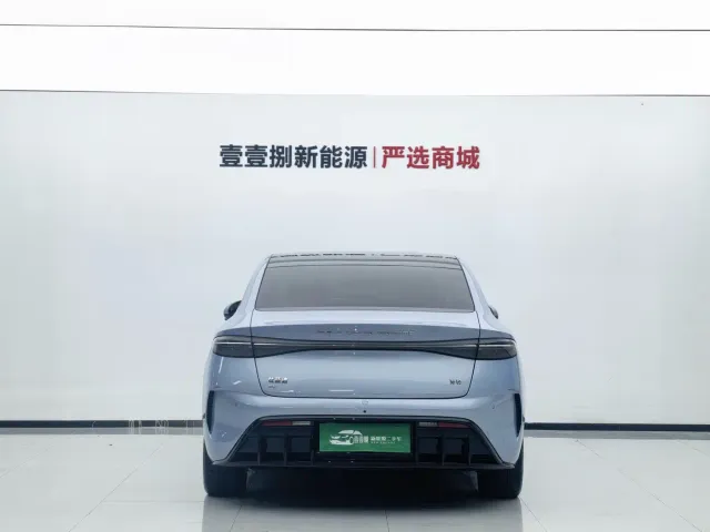 BYD Seal — Фото автомобиля 9