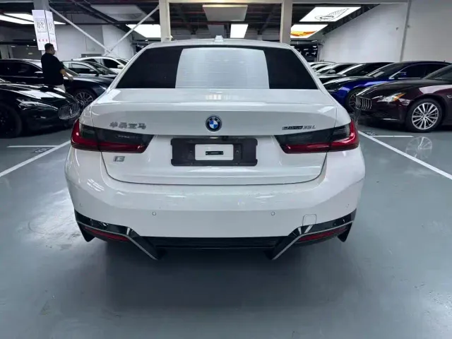 BMW i3 — Фото автомобиля 17