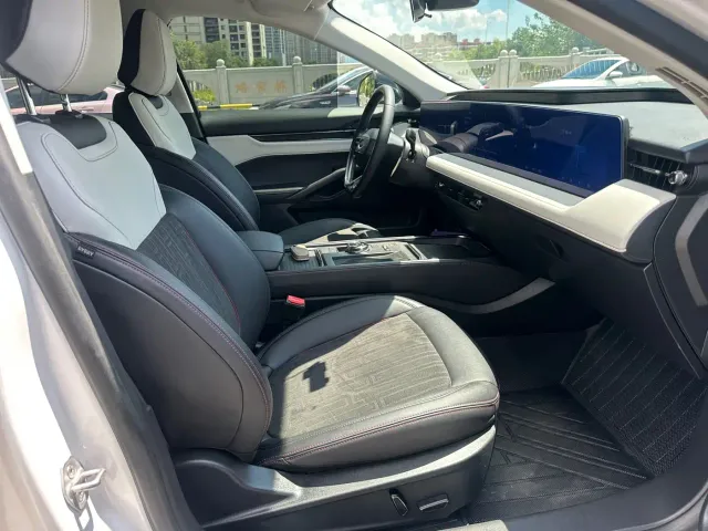 Ford Mondeo — Фото автомобиля 12