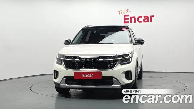 Kia Seltos Новый Seltos Бензин 2.0 2WD — Фото автомобиля 3