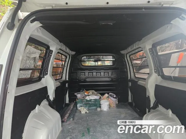 Hyundai Staria — Фото автомобиля 14
