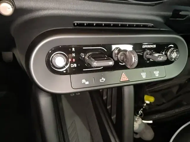 MINI Electric MINI ACEMAN — Фото автомобиля 13