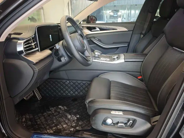Hongqi H9 — Фото автомобиля 5