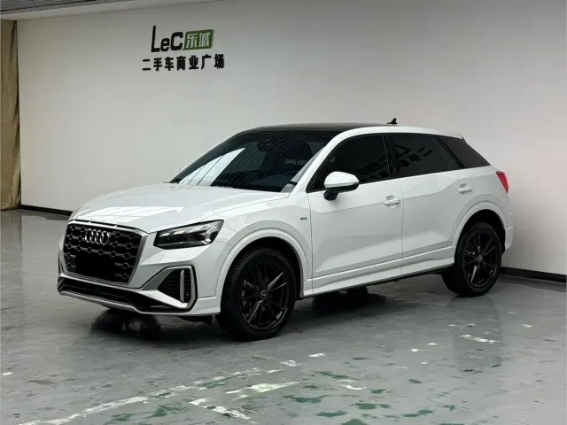 Фотография автомобиля — Audi Q2L