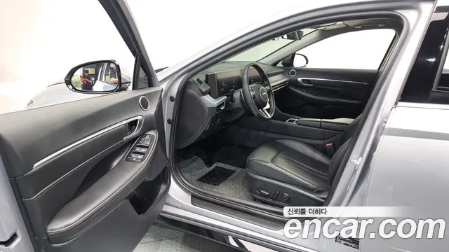 Hyundai Sonata — Фото автомобиля 15