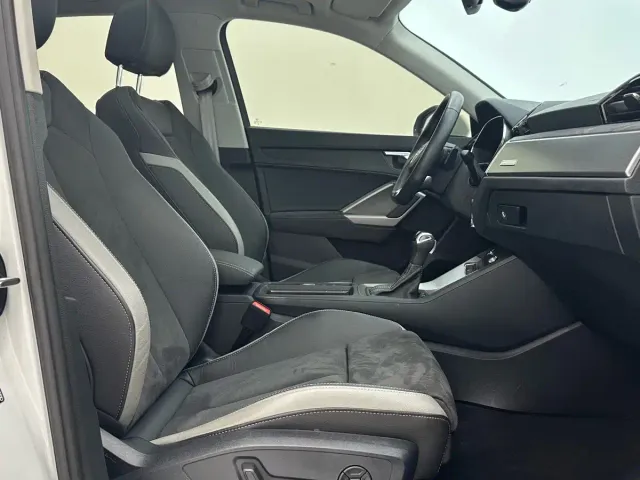 Audi Q3 — Фото автомобиля 9