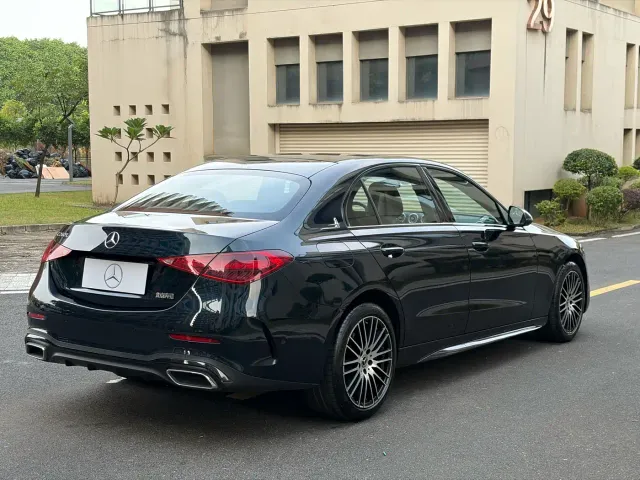 Mercedes-Benz C-Class — Фото автомобиля 4