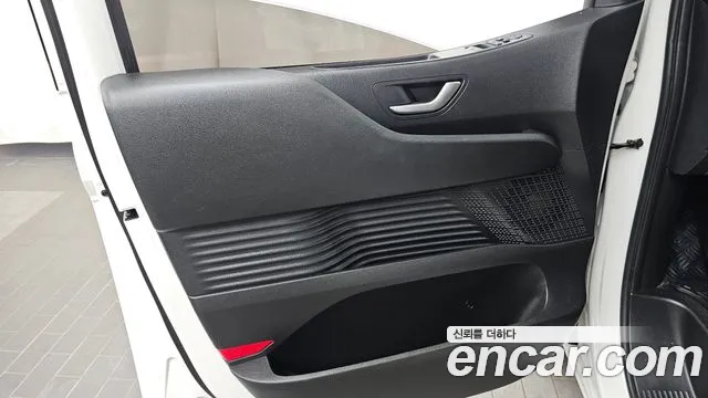 Hyundai Staria Staria Карго 5 мест — Фото автомобиля 23