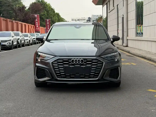 Audi A3 — Фото автомобиля 3
