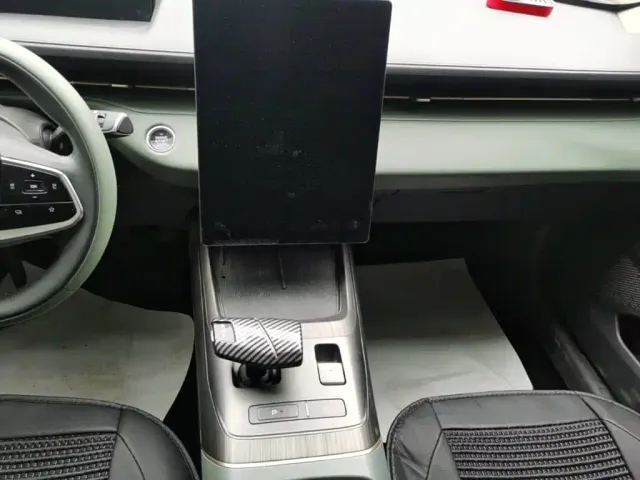 Changan Lamore — Фото автомобиля 8
