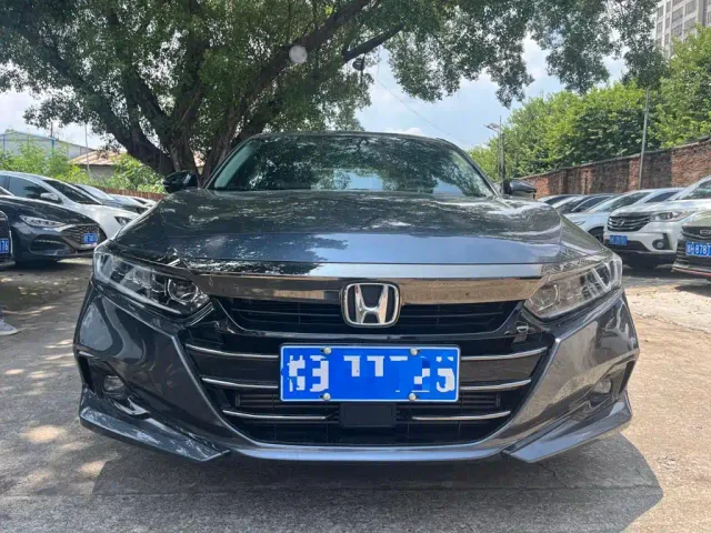 Honda Accord — Фото автомобиля 2