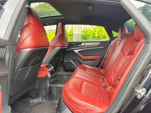 Audi A7L — Фото автомобиля 6