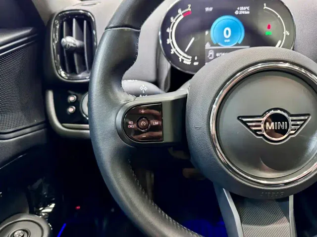 MINI Countryman — Фото автомобиля 13