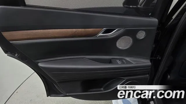 Genesis G80 RG3 — Фото автомобиля 14