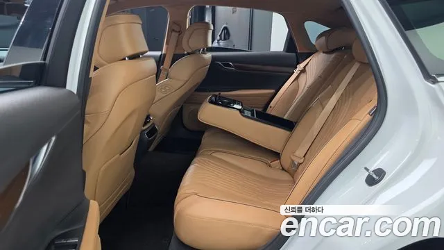 Genesis G80 Бензин 2.5 турбо 2WD — Фото автомобиля 12