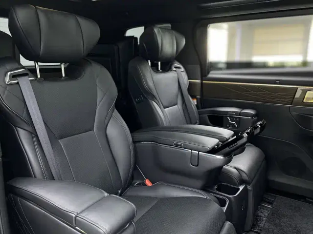 Toyota Vellfire — Фото автомобиля 24