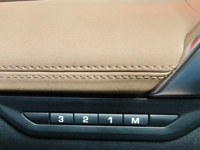 Land Rover Discovery Sport — Фото автомобиля 18