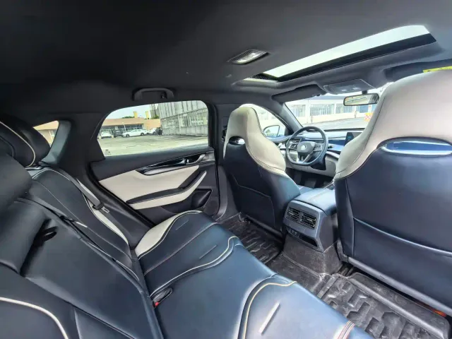 BYD Qin PLUS — Фото автомобиля 14