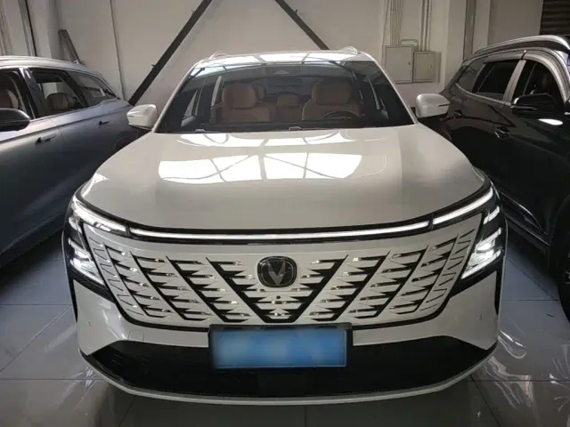Changan CS75 Plus — Фото автомобиля 2