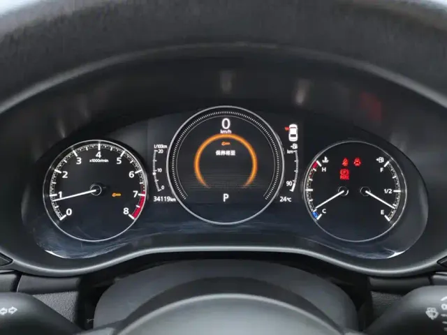Mazda Axela — Фото автомобиля 14