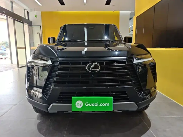 Lexus GX — Фото автомобиля 2