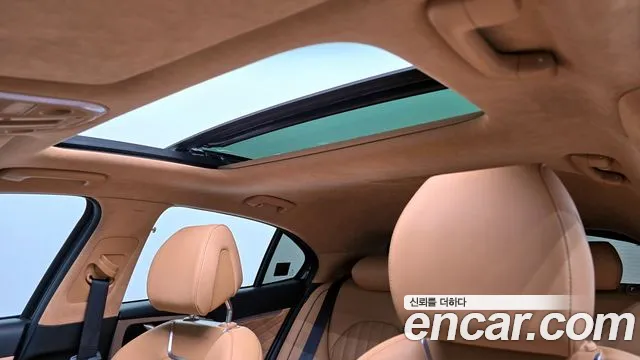 Genesis G70 — Фото автомобиля 19