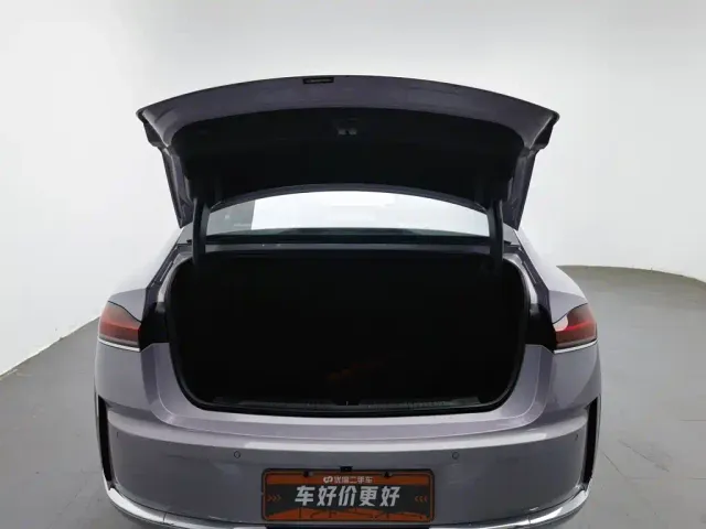 Roewe M7 DMH — Фото автомобиля 16