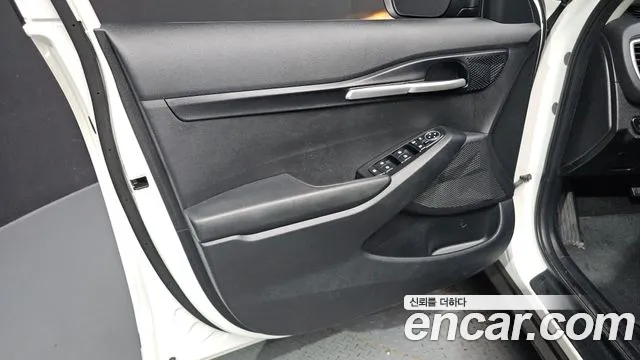 Kia Seltos — Фото автомобиля 13