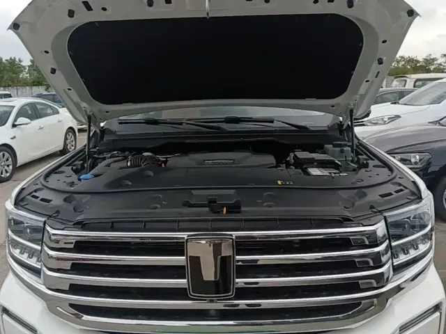 Tank Tank 500 EV 2026 Hi4-T Smart Edition — Фото автомобиля 19