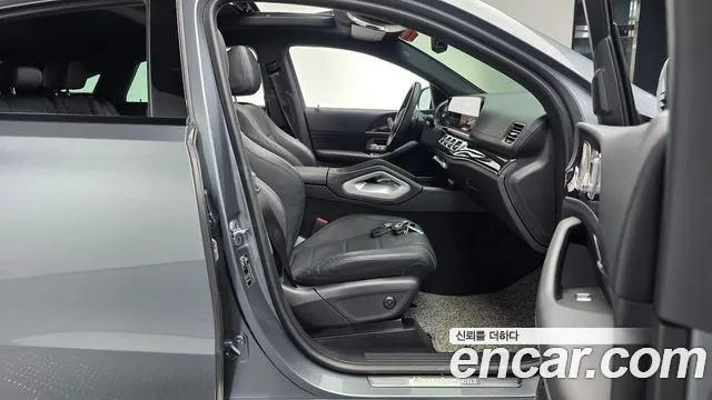 Mercedes-Benz GLE-Class — Фото автомобиля 16