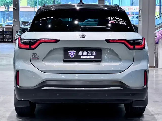 Nio ES6 — Фото автомобиля 4
