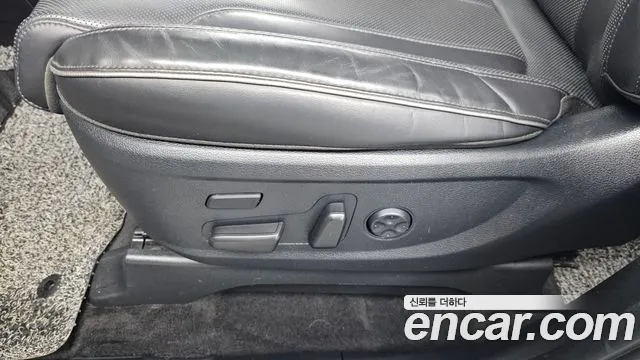 Hyundai Palisade Palisade Дизель 2.2 4WD — Фото автомобиля 28