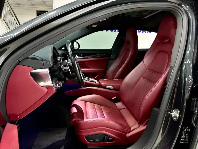 Porsche Panamera — Фото автомобиля 19