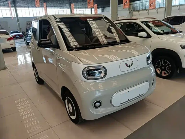 Wuling Hongguang Mini EV — Фото автомобиля 3