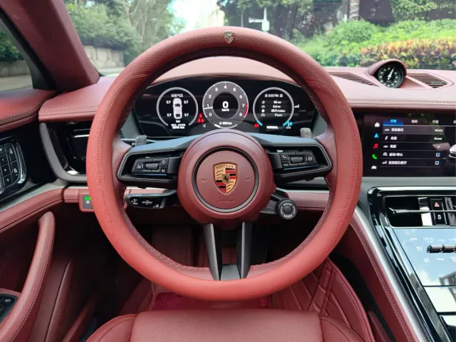 Porsche Panamera — Фото автомобиля 25