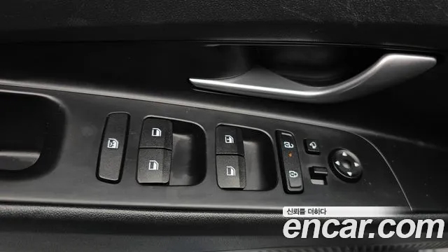 Hyundai Avante CN7 — Фото автомобиля 30