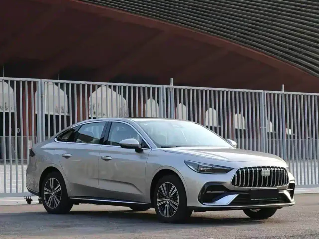 Geely Galaxy Stellar 6 — Фото автомобиля 3