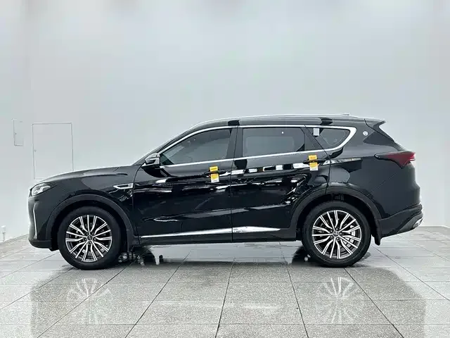 Jetour X70 Plus — Фото автомобиля 8