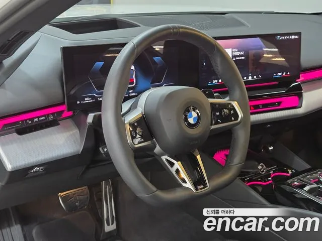 BMW 5-Series — Фото автомобиля 14