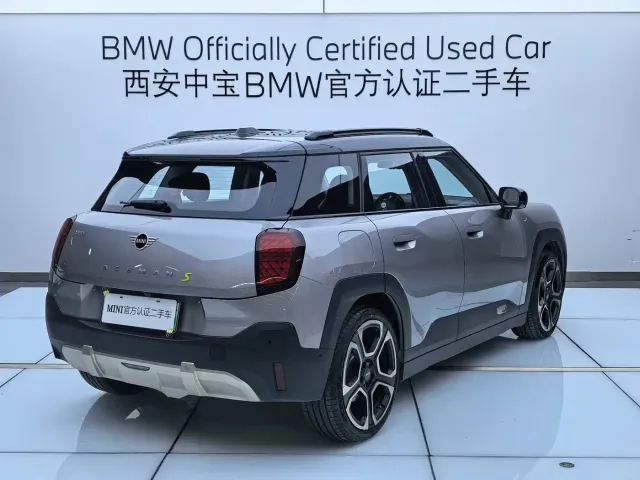 MINI Electric MINI ACEMAN — Фото автомобиля 5
