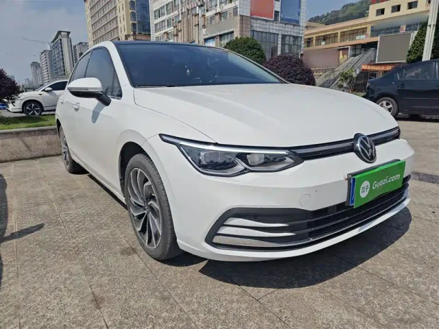Volkswagen Golf — Фото автомобиля 3