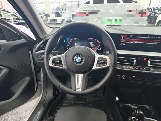 BMW 2 Series — Фото автомобиля 10