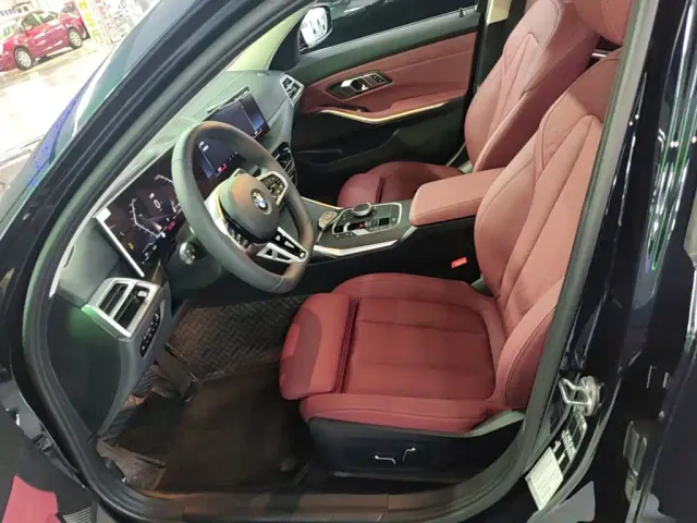 BMW 3 Series — Фото автомобиля 14