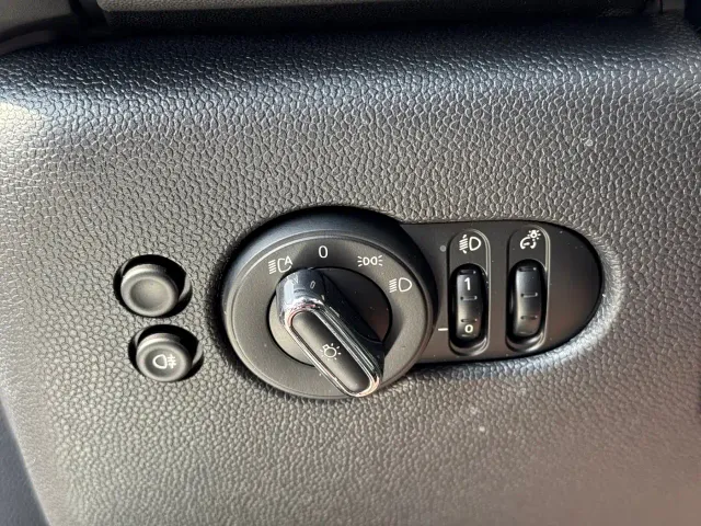 MINI Hatch — Фото автомобиля 14