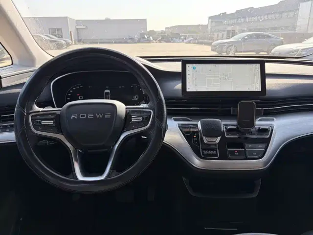 Roewe iMAX8 — Фото автомобиля 10