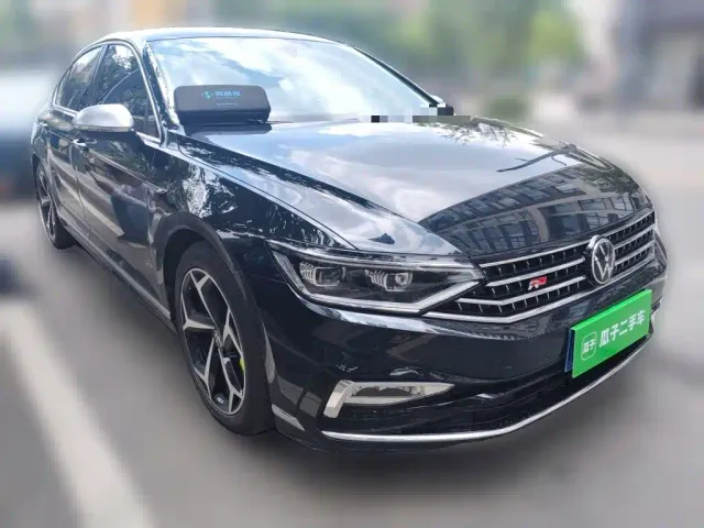 Volkswagen Tiguan L — Фото автомобиля 3